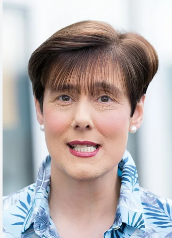 Maximil86429959's tweet photo. Ireland, the insanely Woke country that previously had a childless gay woman as Minister for Children, then a childless gay man as Minister for Children &amp; now has another childless woman as Minister for children, who seems to be ok with sexually explicit material for children⚠️👇 https://t.co/uXQJFJTy2P