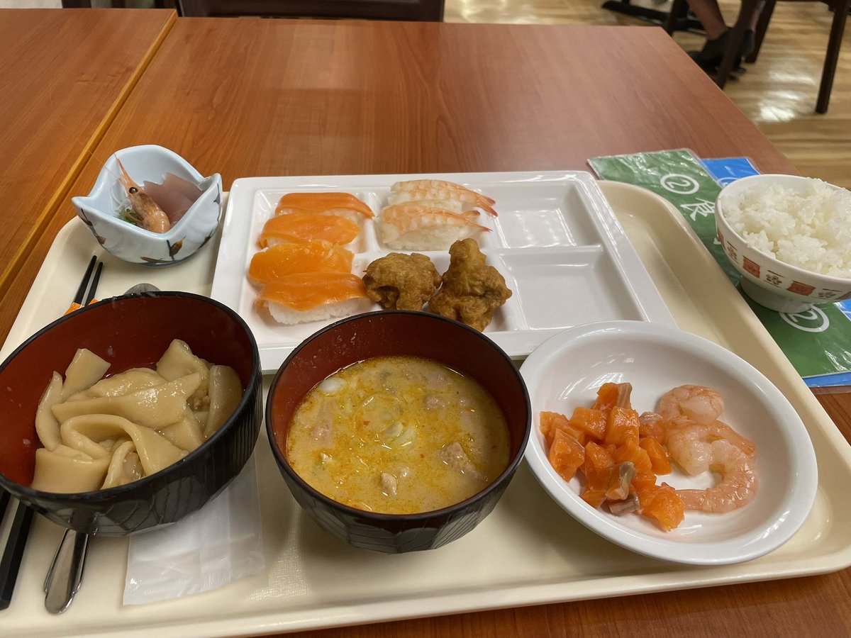 kfmsg184's tweet photo. 昼夜バイキングあるのよき https://t.co/OWq8oI0WF5