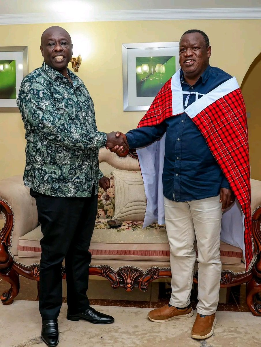 _DCPTV's tweet photo. Former Principal Secretary in the State Department for Devolution, Charles Sunkuli, joins our party leader H.E. Rigathi Gachagua for consultations at Wamunyoro. https://t.co/dQ7G8t2r4h