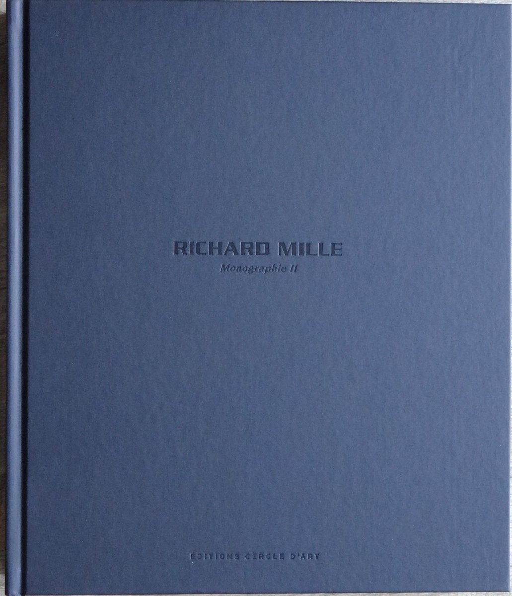 marieartcollec1's tweet photo. Discover the ultimate collector’s piece: Richard Mille Monographie Volume 2 – the definitive book on ultra-luxury watches. English edition.   https://t.co/gddL0u9hvo

#RichardMille #LuxuryWatches #Horology #WatchCollector #RafaelNadal #UltraLuxury #WatchBook #FineWatchmaking https://t.co/fhblvfJc1w