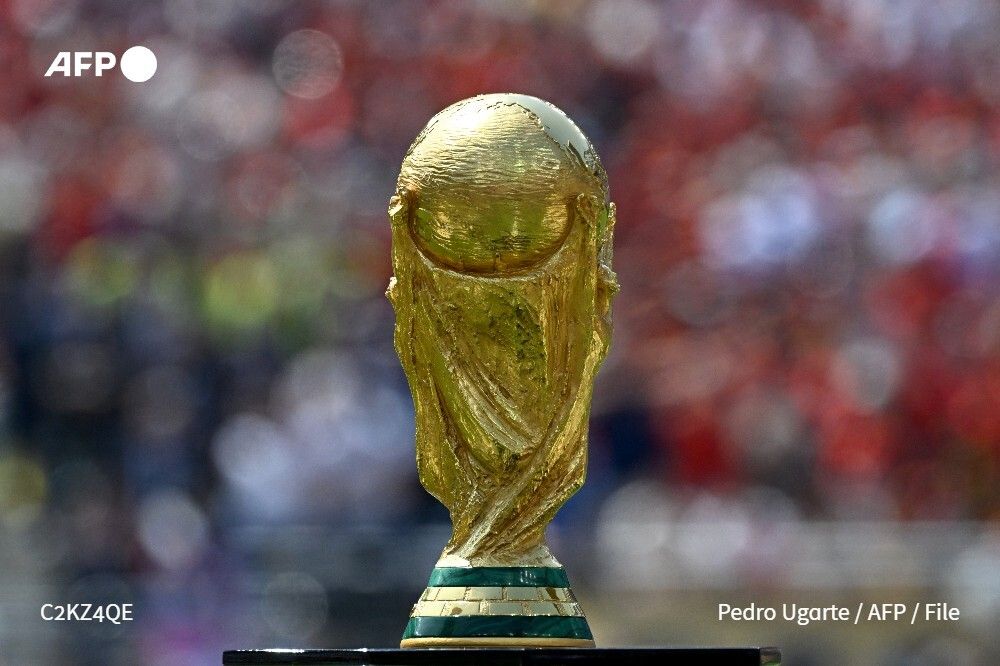 AFP's tweet photo. #BREAKING Senior Infantino advisor resigns over FIFA's 'bad deal for football' https://t.co/KicWmLGjnK