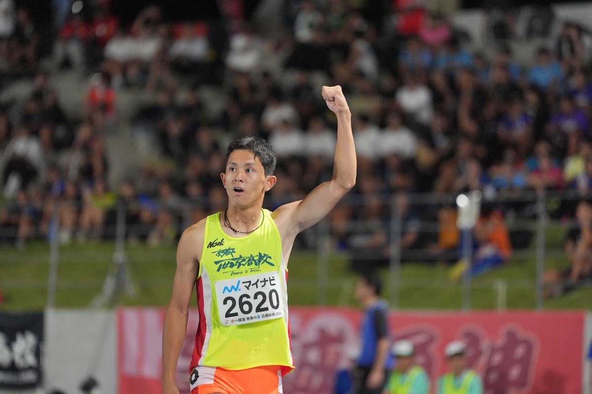 Getsuriku's tweet photo. #滋賀IH
男子400mタイムレース決勝

3組
奥村晃大（西京3京都）が最後の直線まで競り合った髙戸漣（明桜館3鹿児島）を残り50m付近で突き放して優勝🥇
タイムは46.82
髙戸は47.58の2位🥈

3位は2組目トップの鈴木愛将（中京大中京3愛知） 🥉 https://t.co/RKqpN8G1f5