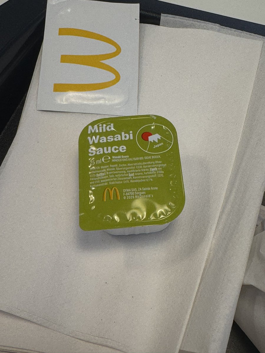 shio_uoh's tweet photo. マクドでWASABIを感じてきた https://t.co/MtEkBmVGYf