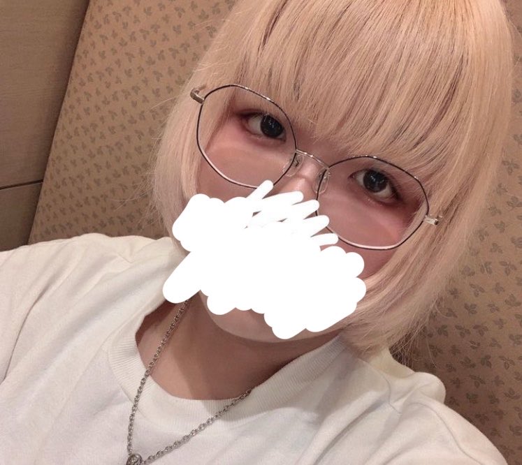 Renvvv1122's tweet photo. #裏アカ
#裏アカ男子と繋がりたい
#自撮り界隈
#裏垢女子

最近暑すぎやん？
コメントメッセお願いします🫶 https://t.co/QUA1iojUK1