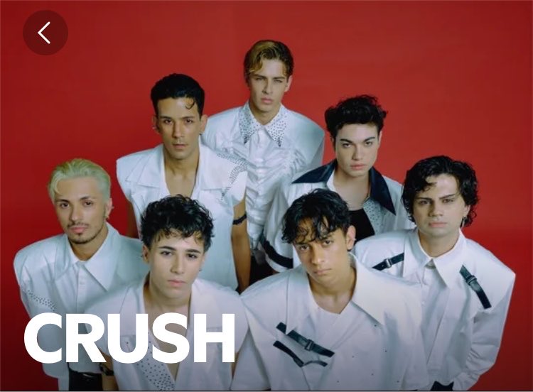 selnnn777's tweet photo. onların adına crush değil CRUSH diyeceksiniz CRUSHın harfleri büyük olmak ZO-RUN-DA 

#CRUSH1M https://t.co/PwlrEDnGVu