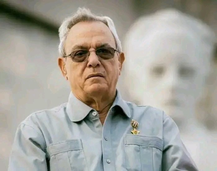 DrRobertoMOjeda's tweet photo. Con infinito cariño y admiración recordamos en el sexto aniversario de su fallecimiento a quien no olvidarán jamás ni las piedras, ni los hombres. #LealesALeal https://t.co/dwPKSSc2Xi
