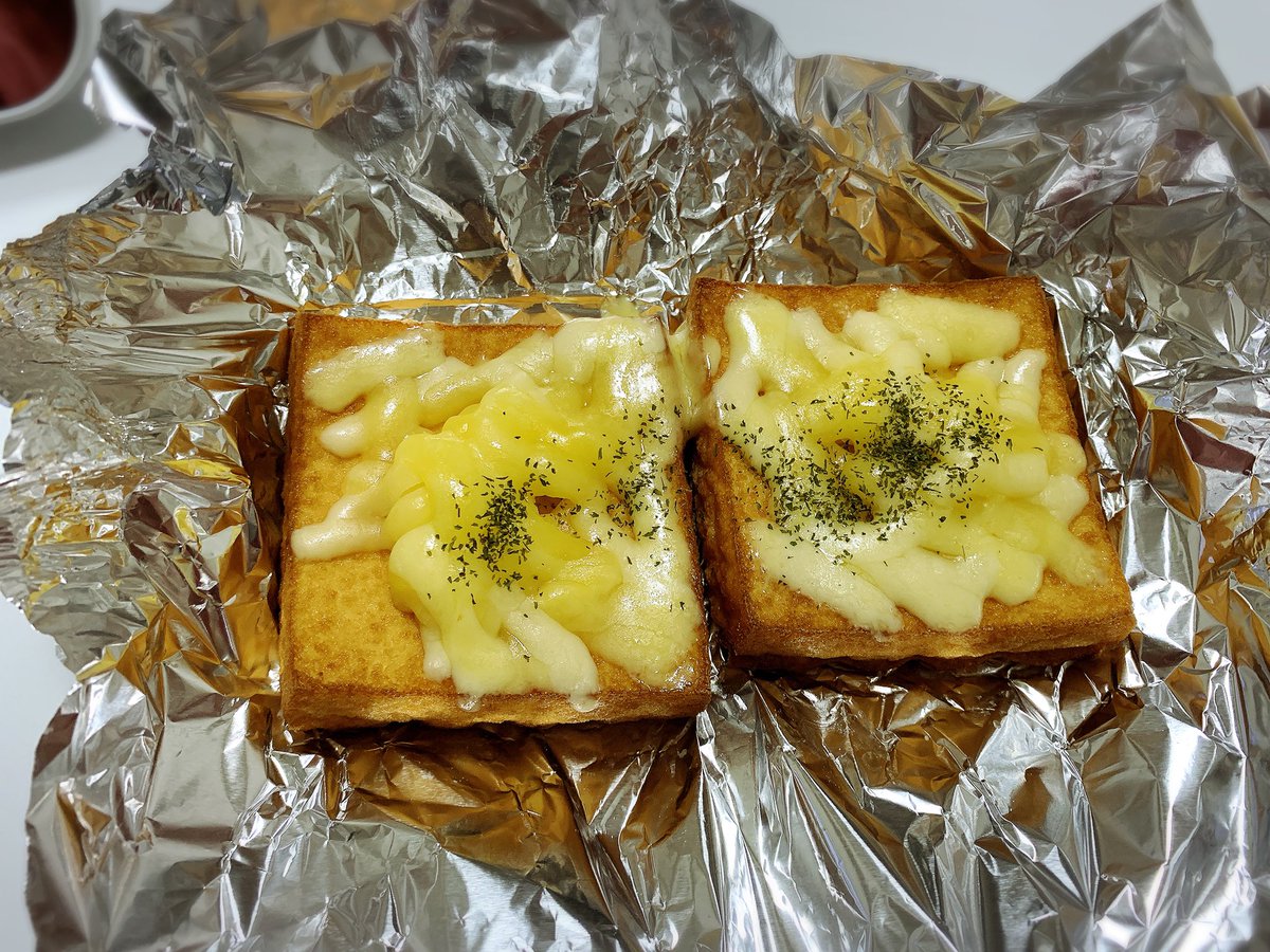 beerfish16g's tweet photo. 2026/07/31 晩ご飯

梅流し
厚揚げチーズ

1人だからテキトウ〜
本当はもっとピザっぽくしたかったけどしんどかった

#ばんごはん #自炊記録 https://t.co/X1j8E4dAxR