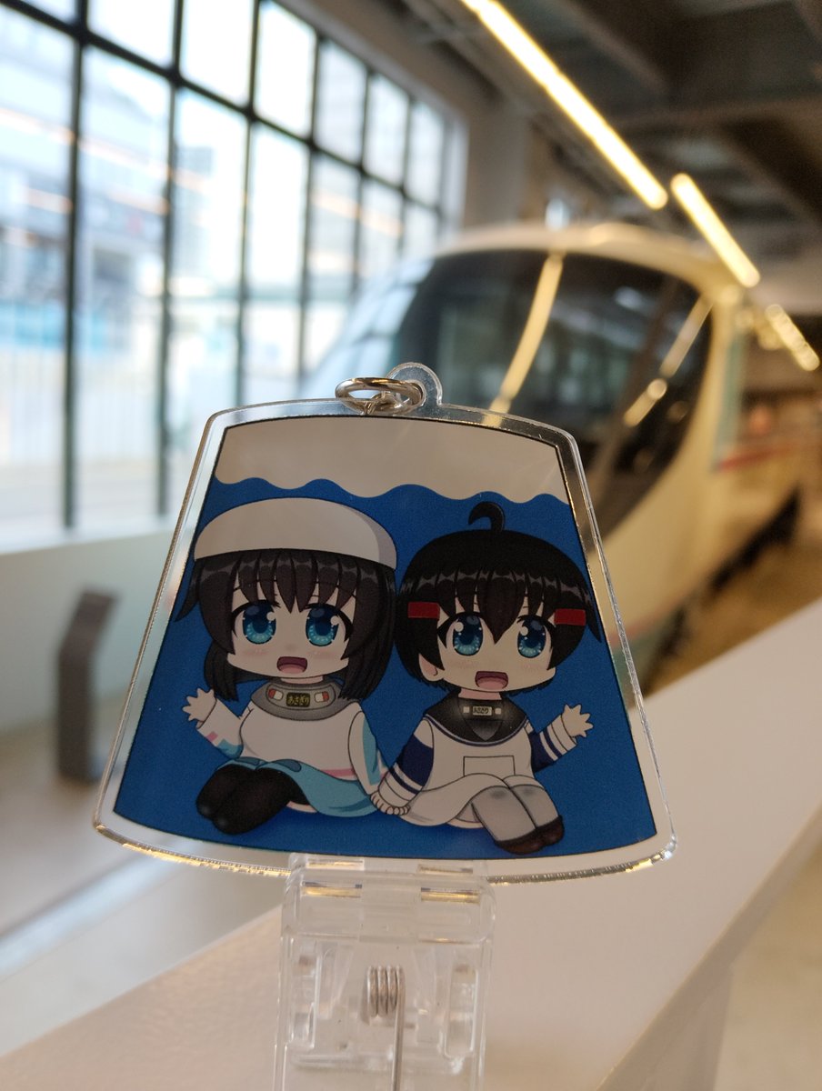 本日、入稿できましたが出先なので他にお知らせできることといえば