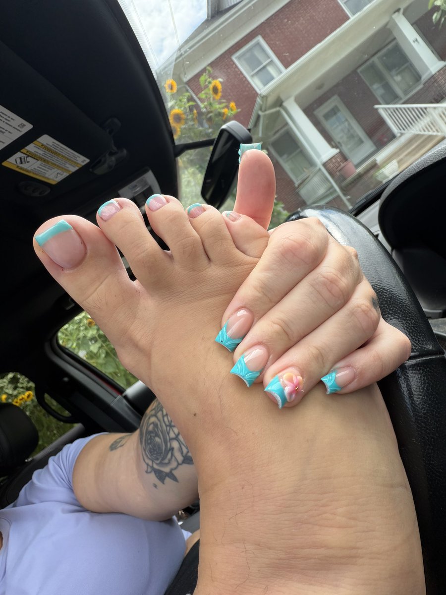 Mike_charles70's tweet photo. Everything about feet always makes sense to me 🥰 #feetfetısh #feetworshi̇p https://t.co/UuLKYbHXqr