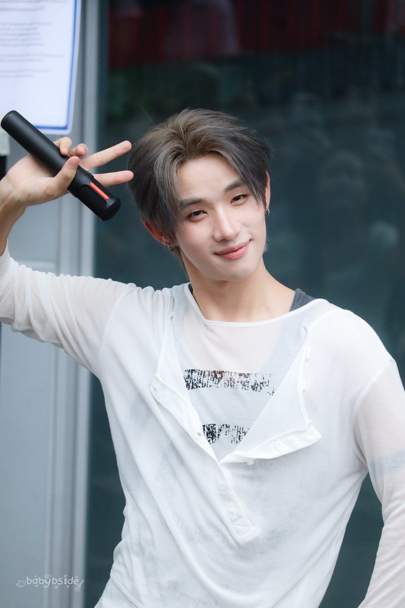 babybside_2's tweet photo. - 31072026🍦

หนุ่มตี๋ถูกสเปคคับ🫰🏻

 LYKNxLYKYOU BOOK FAIR  
#งานมหกรรมนิยายนานาชาติ2026xLYKN 
#hongshihoshi https://t.co/CVigQh7OdD