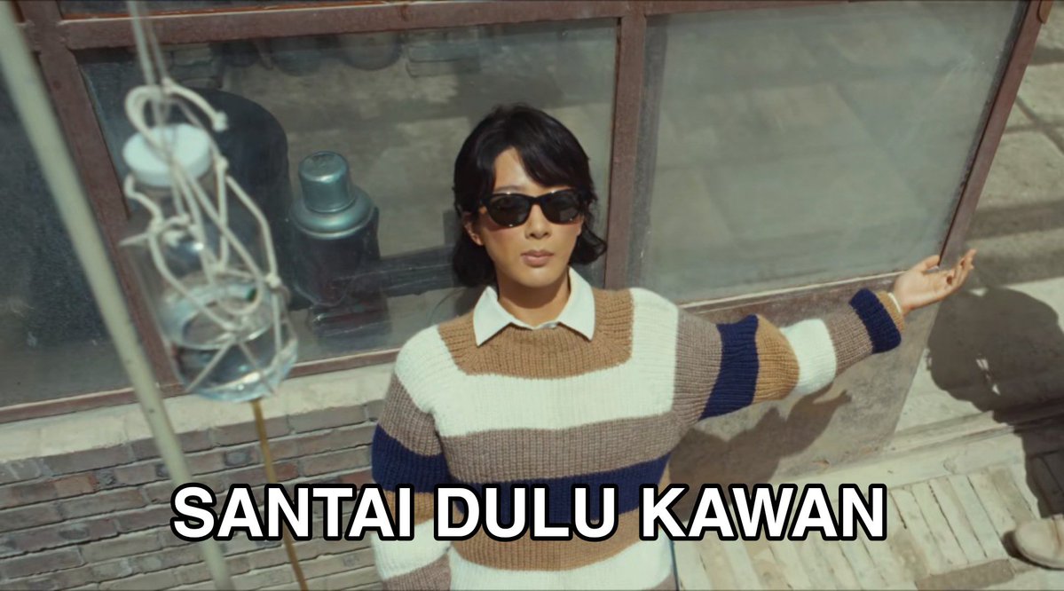 intervlaken's tweet photo. iya iya memang beda vibes kamu ngikutinnya belum yang award besar sih, kalo iya pasti nanti ketemunya sama akun cdramatwt yang suka memprediksi pemenang tiap nominasi best drama, director, screenplay, acting, cinematoraphy, art direction, dll. hype nya udah kayak hype oscar loh https://t.co/48bJ8z27OW