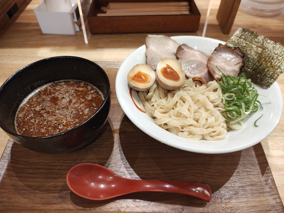 kenjittodesu's tweet photo. 夏はつけ麺がいいですね❗ https://t.co/kIe0ri9YD8