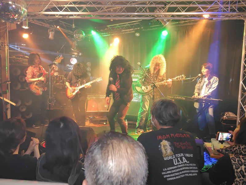 krockarkvocal's tweet photo. 8/9の日曜日は、本年2回目のHammerSmith （初期Whitesnake Tribute）。

本来なら数年に一度のスタンスのバンドがこのペース💦、ヤバいんとちゃうやろか💦

次回のライブなど当然決まってもおらず、見逃したらハレー彗星並みに待たないといけないかもなので是非是非Big Jackに応援に来てやって下さい。 https://t.co/tCNlfBTcSF
