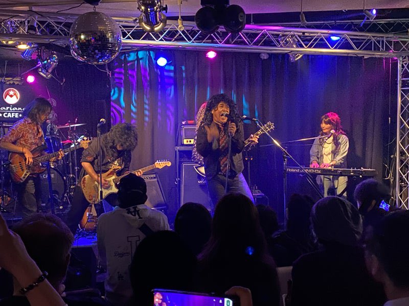 krockarkvocal's tweet photo. 8/9の日曜日は、本年2回目のHammerSmith （初期Whitesnake Tribute）。

本来なら数年に一度のスタンスのバンドがこのペース💦、ヤバいんとちゃうやろか💦

次回のライブなど当然決まってもおらず、見逃したらハレー彗星並みに待たないといけないかもなので是非是非Big Jackに応援に来てやって下さい。 https://t.co/tCNlfBTcSF