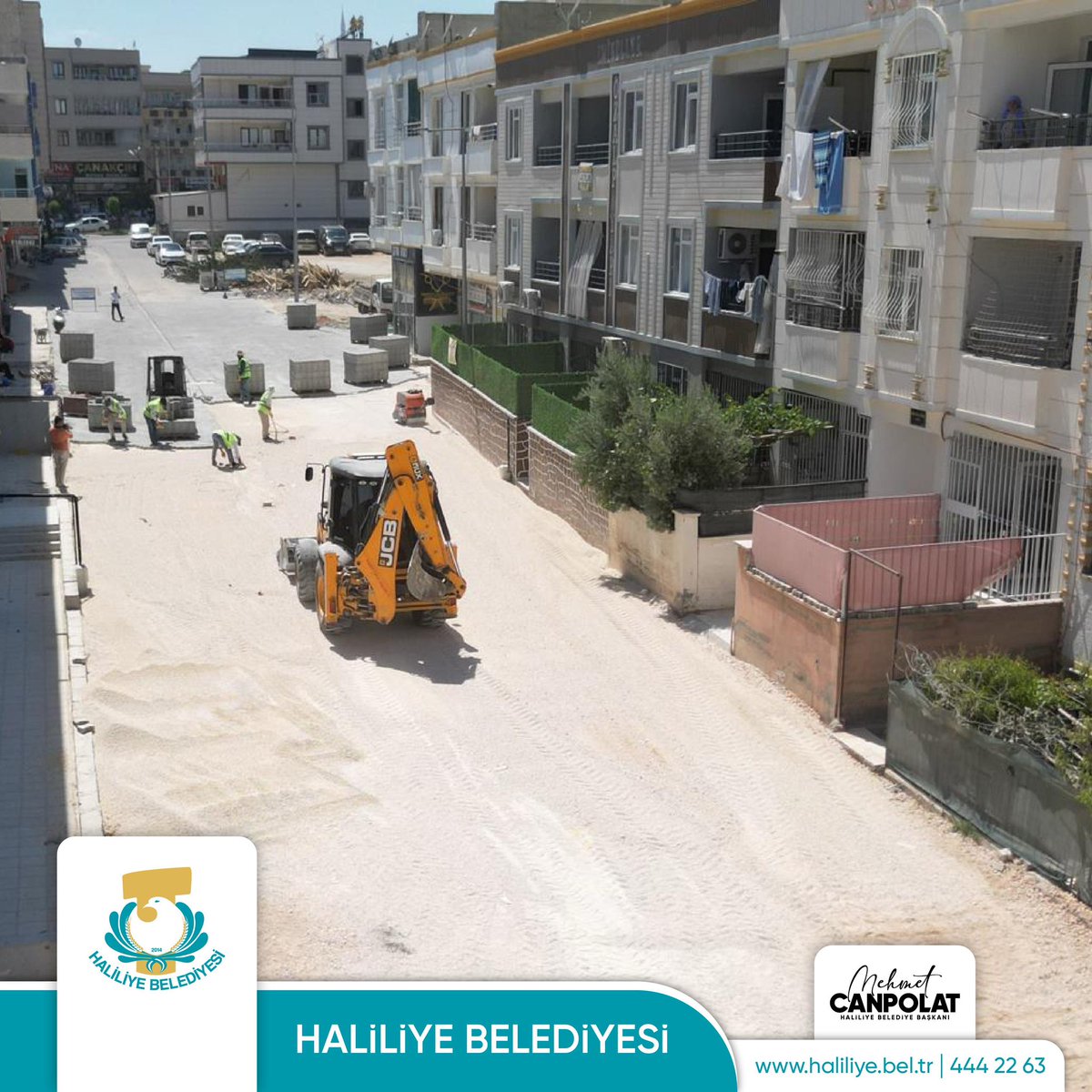 haliliye_bld's tweet photo. HALİLİYE’DE EKİPLER MAHALLE MAHALLE YOL KONFORUNU ARTIRIYOR
￼
Haliliye Belediyesi, ilçe genelinde sürdürdüğü üstyapı yatırımlarıyla mahallelerin ulaşım altyapısını güçlendirmeye devam ediyor. 

https://t.co/01ATjQy21J https://t.co/J6WHay0B6P