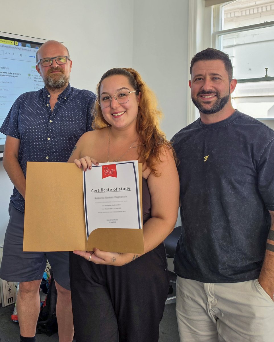 _EnglishStudio's tweet photo. Well done, Roberta 🇧🇷, on completing your English course in London 🇬🇧
It’s been wonderful to watch your English grow and see your confidence develop throughout your time with us.
We hope to welcome you back to The English Studio again soon. ✨

#LearnEnglish #TheEnglishStudio https://t.co/oZDRXBCtbq