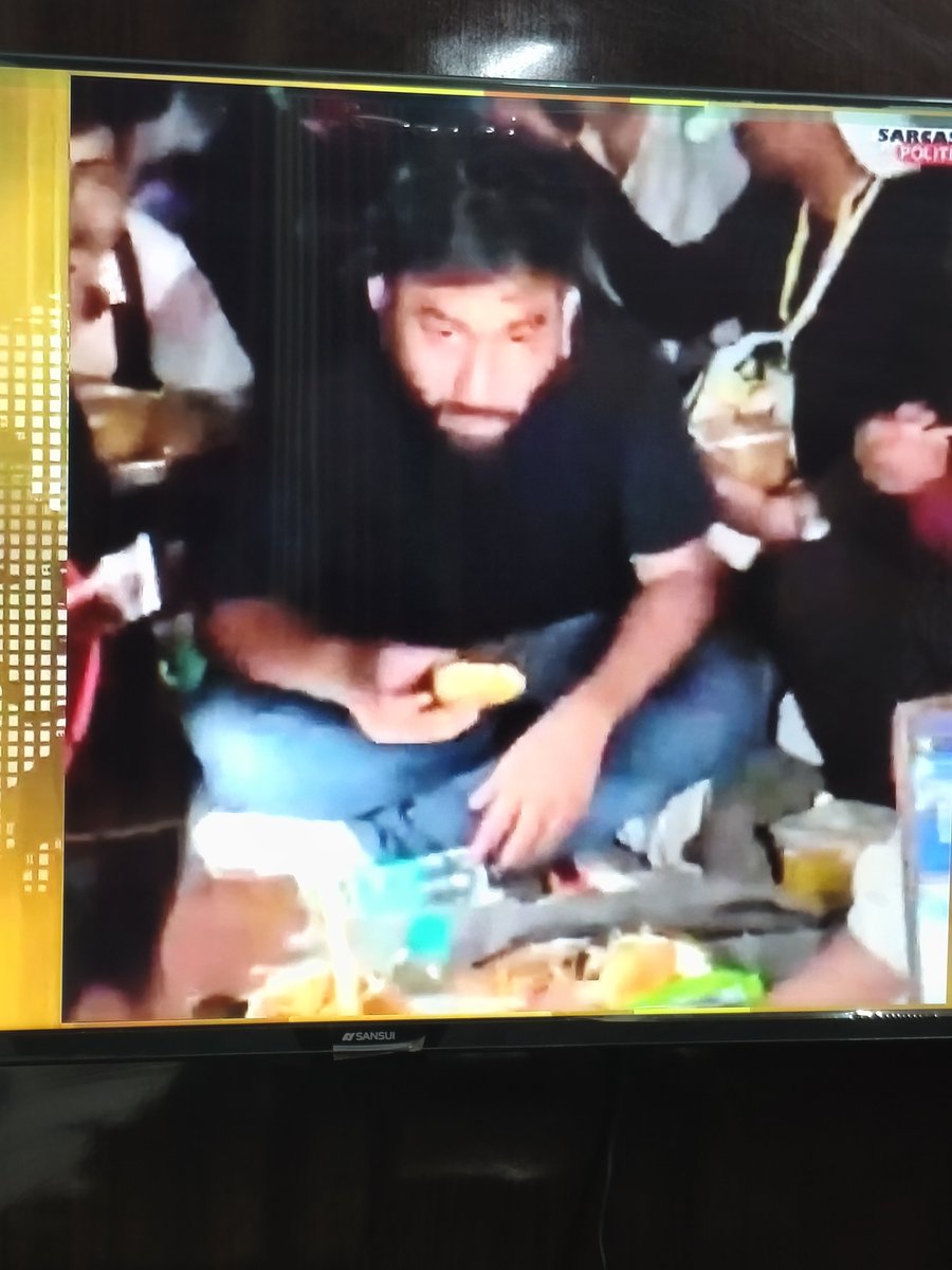 AADD350281's tweet photo. @PracticalSpy NEET Protest ?? https://t.co/iwfubTVhE3