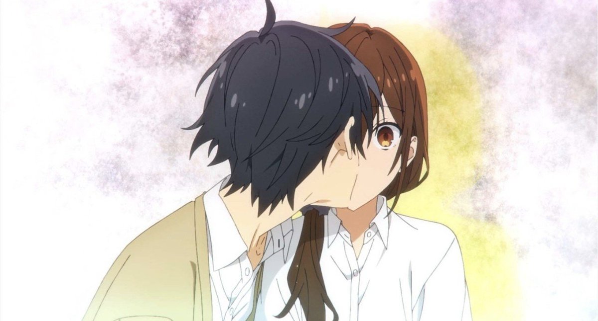 Shirotaku_fr's tweet photo. C'est quoi cette hate soudaine sur horimiya ? Il y'a a que moi qui adore l'oeuvre ? Elle est incroyable https://t.co/eXIoW8UUZx