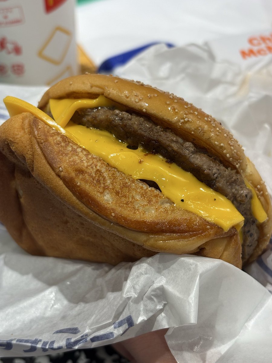 サムライソース抜き、確かにバーガーショップで食べる奴に近くなるね