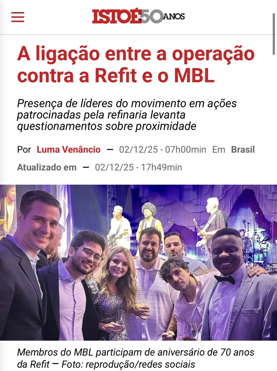 pamcosta21's tweet photo. “Ele impressiona: responde tudo”

Só não conta pro eleitorado brasileiro como o Cristiano Beraldo, maior doador do MBL do Missão, neto de um ex-ministro do STF, ex-secretário de turismo do Eduardo Paes, está envolvido na investigação contra a REFIT e o Ricardo Magro. 

Ele só não responde porque os integrantes do MBL deletaram das suas redes sociais as fotos das festas da REFIT que o Beraldo levava o clã MBL todo pra curtição. 

Não é mesmo, Xico? Ou será que essas perguntas foram deixadas de lado por alguma conveniência?