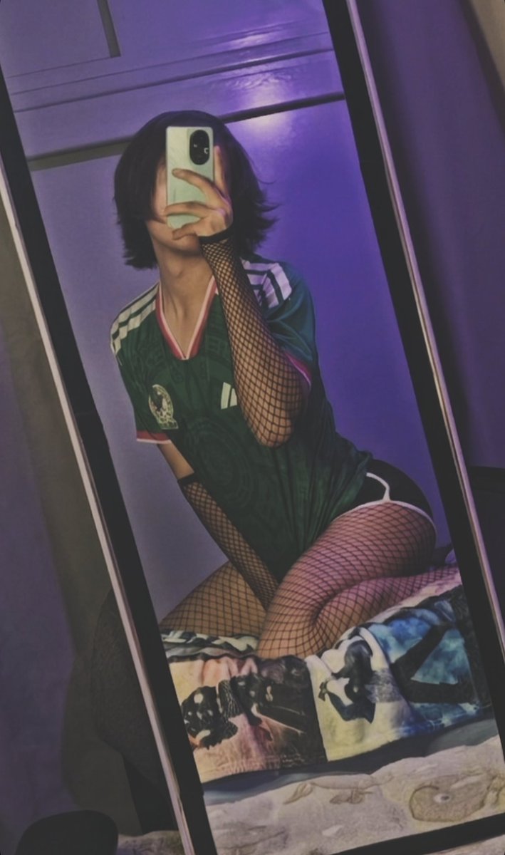 AlecssLove14's tweet photo. Olvide subir estas desde hace un mes JAJAJA
#femboy #lgbt #cute #gay #sissy #bottom #twink https://t.co/CbYMuFrLsm