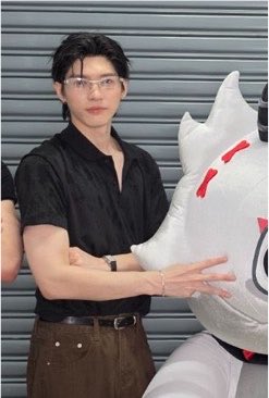 jiwibum's tweet photo. eh udah ga sih…. tutup ga sih gymnya…… https://t.co/1PCSuwB3ft