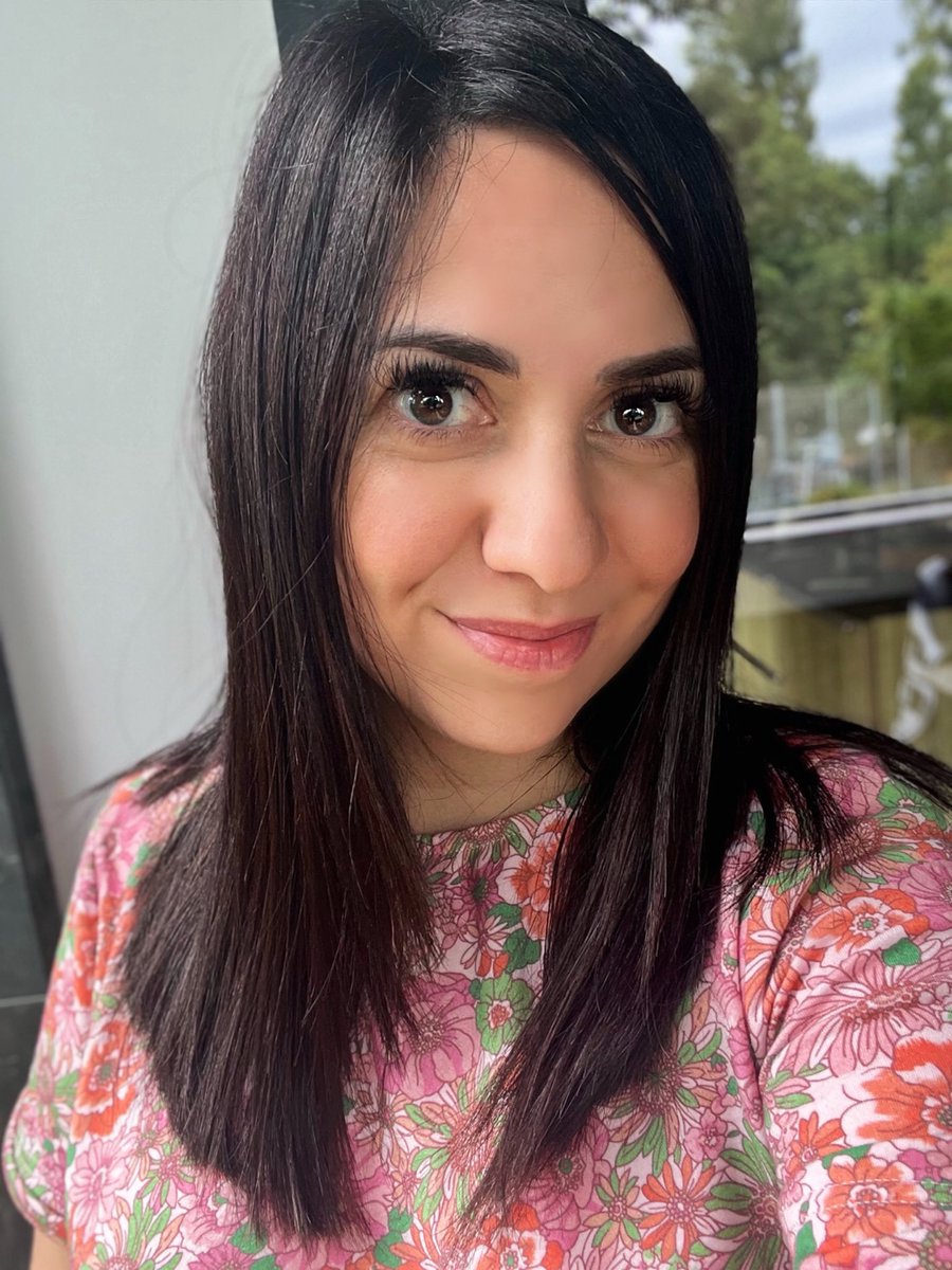 IndecentLouisa's tweet photo. Un privilège inégalable de trimer pour une femme comme moi 👑

Ce regard qui te dit « tu vas vouloir tout me donner », et tu sais que j’obtiendrai tout ce que je désire en un claquement de doigts… https://t.co/fwOGUMhDBp