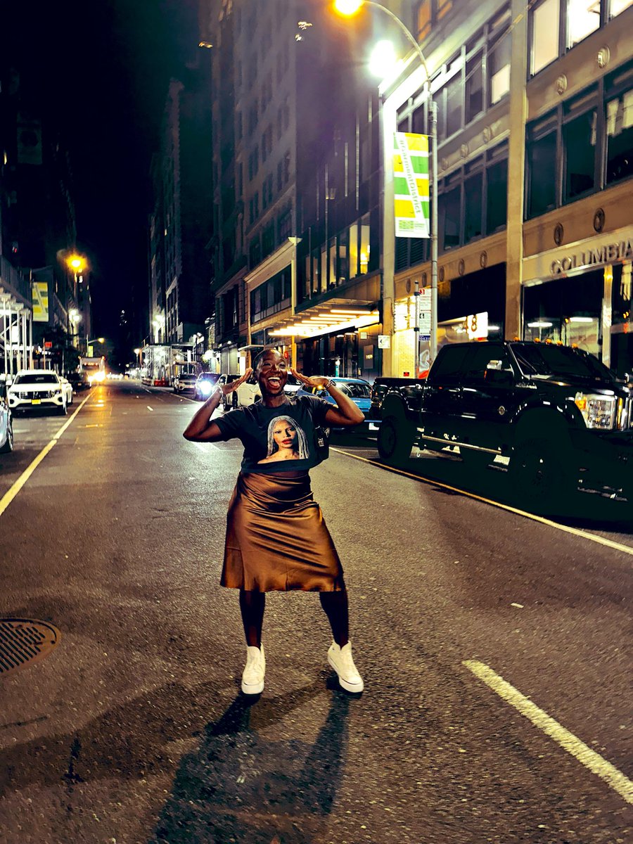 aminahimani's tweet photo. NY NIGHTS✨ https://t.co/VTKsFATr1M
