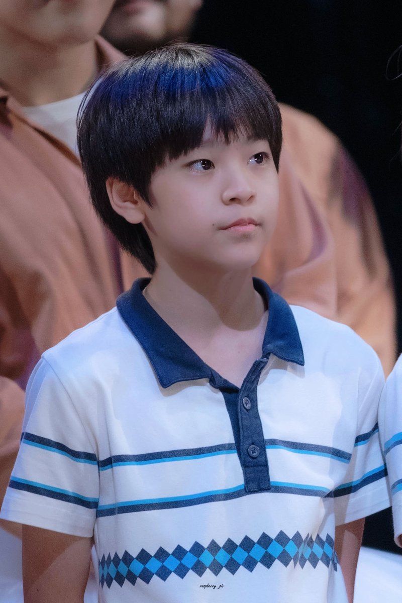 raspberry_pic's tweet photo. 260726 뮤지컬 빌리 엘리어트 무대인사
빌리 役 #박지후 https://t.co/WWZrk96ijK