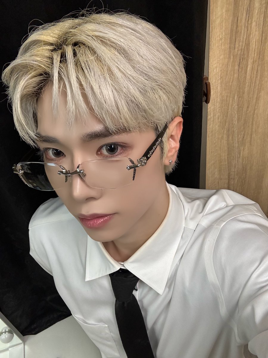 GENUS_offcl's tweet photo. [#재영]
Japan 이것저것🩵

#JAEYOUNG
#GENUS #ジェナス #제너스 https://t.co/Hw0qKW3V9Y