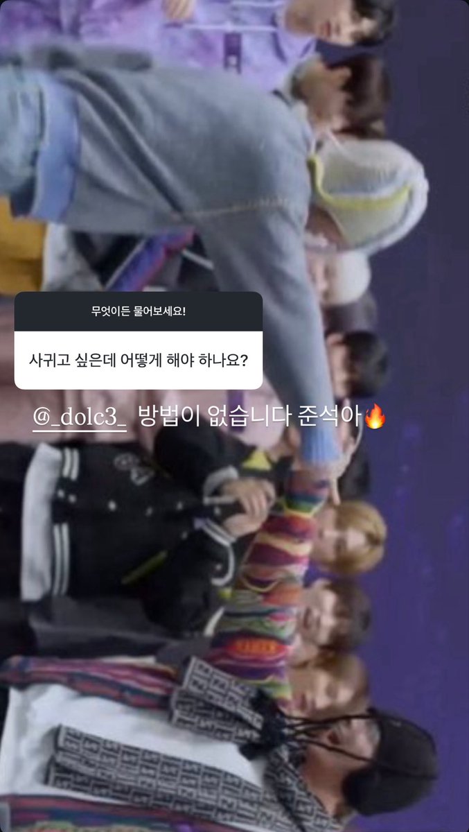 dailyjunseok's tweet photo. trafalga_raw (ntx) Instagram story update with junseok (q&amp;a)

q: i want to go out with you what should I do?
a: _dolc3_ there’s nothing we can do junseok🔥

* the translation may be inaccurate

#오준석 #OHJUNSEOK https://t.co/EAP75GjfAY