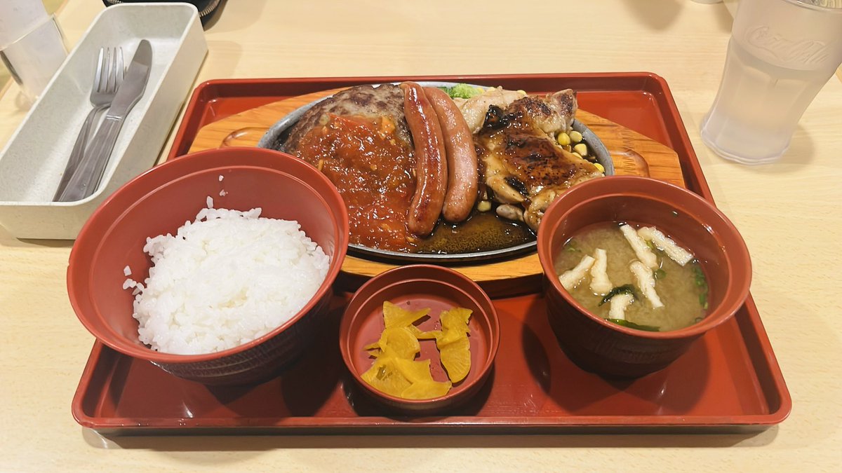 Ringasei's tweet photo. 今日のめし https://t.co/SK1nzDA1ZY