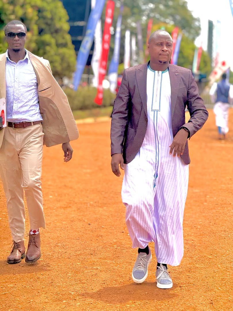 yiganorvanbash's tweet photo. Hon. Kiwanuka Sulaiman represents Nakifuma at the Kabaka Coronation at Mukono.

A walk of glory and freedom!
National Unity Platform
#NorvanUpdates https://t.co/yOrZQswR3P