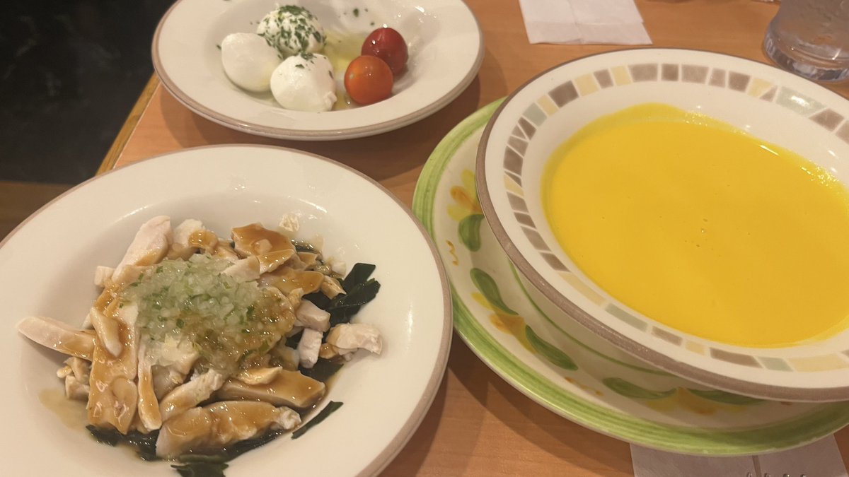 nao70h's tweet photo. みんな大好きサイゼリヤ♪ https://t.co/Vl2HPvcZZE