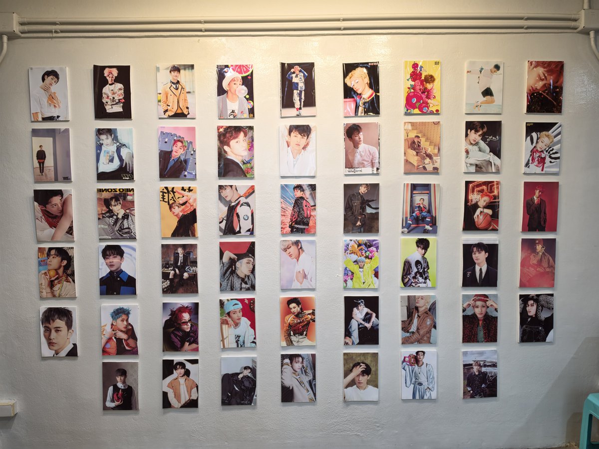 8kyu9's tweet photo. เดินไปตรงไหนก็มีแต่ท่าน CEO UpperRoom นี่ฟินมาก ปกติไม่ค่อยมีดวงแต่รอบนี้ได้ Lucky drawด้วย คือทุกอย่างในงานดีมากจริงๆ 💙 
#ByYourSideMarkLee27th https://t.co/v7WcqSZZCA