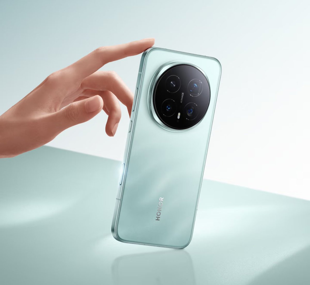 TechHome100's tweet photo. Honor Magic 9 Series is expected to release at the end of September.
#Honor #HonorMagic9 https://t.co/VEr486qioa