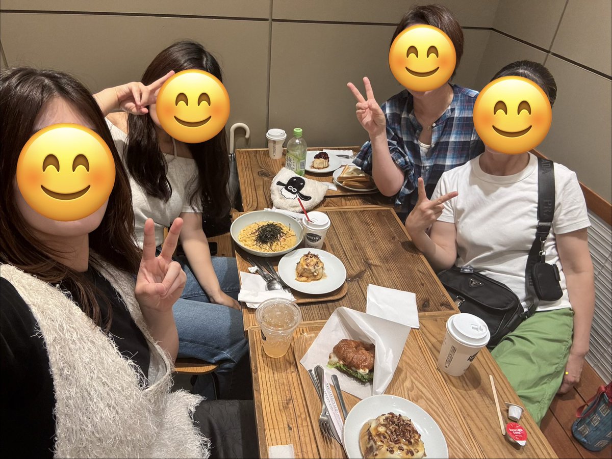 mikamikarin42's tweet photo. 娘・姪っ子・友達と
#TJBB
#JETBANGIN
行ってきた✨
いつも最高を
更新してくるんで、
次も楽しみにしてま〜す👍
四六時中頭の中
#BLACKSHEEP
のパフォが回ってる🌀 https://t.co/fZJdoQGbhw