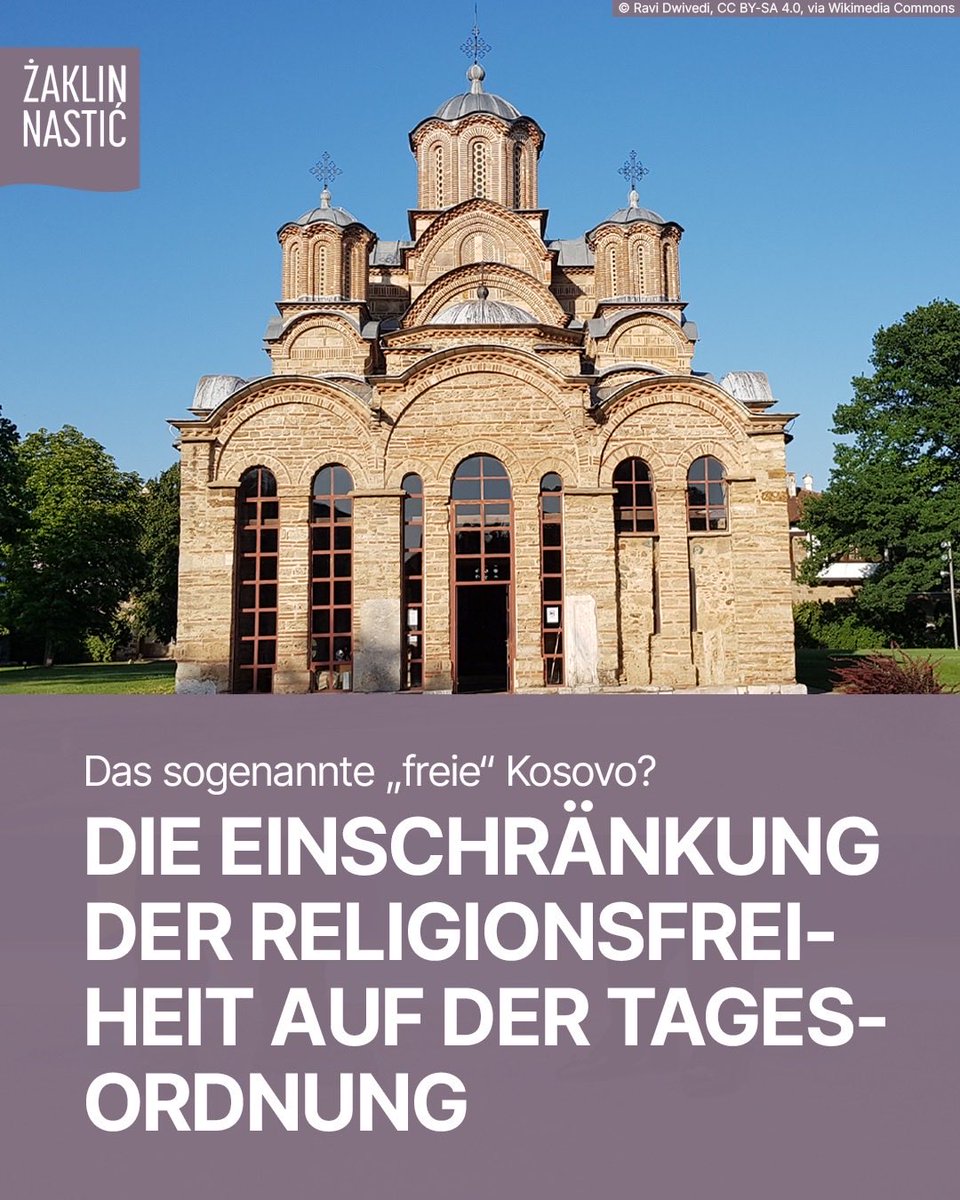 ZaklinNastic's tweet photo. Während Europa von Religionsfreiheit und Menschenrechten spricht, erleben Serben im Kosovo und in Metochien auch auf diesem Gebiet Schikane.

Jetzt sollen Pilger, die seit Jahrhunderten zu ihren heiligen Klöstern reisen, wie Touristen behandelt werden. Wer zu Gott beten will, soll sich den Vorgaben jener albanischer Behörden unterwerfen, die für die Serben ihre Geschichte, ihre Identität und ihr kulturelles Erbe immer weiter ethnisch und religiös zurückdrängen - dank des sogenannten „Befreiungskriegs“ des Westens.
Ich war selbst in Gračanica. Das Bild werde ich nie vergessen: Stacheldraht, Sicherheitskräfte und ein Kloster, das geschützt werden muss. Wer einmal dort war, versteht sofort, dass diese Orte keine Touristenattraktionen sind, sondern Heiligtümer eines Volkes, das seit Jahrzehnten um den Erhalt seiner Geschichte und seines Glaubens kämpft und mitten in Europa vor Angriffen bewacht werden muss, da das Kosovo und Metochien völkerrechtswidrig durch einen Krieg zu einem künstlichem Staat gemacht wurde . Die zahlreichen Angriffe auf serbisch-orthodoxe Kirchen und Klöster sowie die Pogrome von 2004 sind bis heute Teil dieser brutalen Realität.
Und jetzt sollen ausgerechnet jene, die zum Beten kommen, von „staatlich „ lizenzierten albanischen Reiseführern begleitet werden? Für viele Serben ist das zu Recht keine neutrale Verwaltungsmaßnahme, sondern ein weiterer Schritt, die Kontrolle und Tilgung über das eigene kulturelle und religiöse Erbe zu übernehmen.
Die Klöster von Dečani, Gračanica, dem Patriarchat von Peć oder der Gottesmutter von Ljeviša sind jahrhundertealte Zeugnisse serbischer Geschichte. Sie verdienen Schutz – und keine politische Vereinnahmung.
Religionsfreiheit bedeutet auch, dass Gläubige ihre heiligen Stätten ohne unnötige staatliche Hürden besuchen können. Ausgerechnet diese sollen von den Besatzern ausgeübt werden. 
#Kosovo  #Serbien #serbischorthodoxekirche #Religionsfreiheit #Kulturerbe