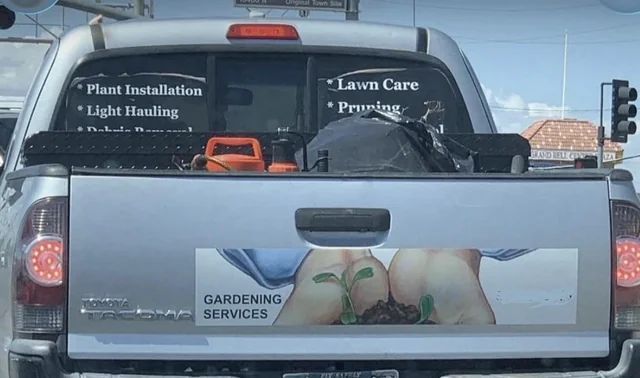 MemesOfCars's tweet photo. That’s a different kind of gardening https://t.co/ktxaDCQYUn