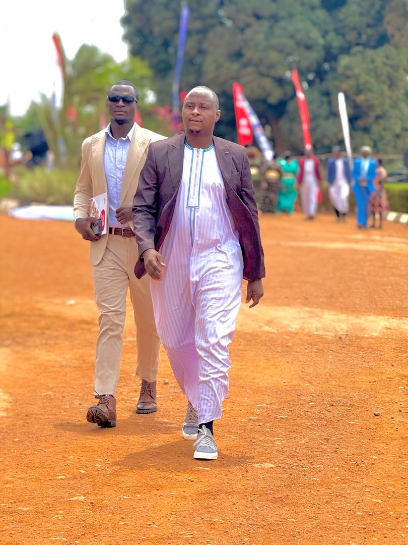 yiganorvanbash's tweet photo. Hon. Kiwanuka Sulaiman represents Nakifuma at the Kabaka Coronation at Mukono.

A walk of glory and freedom!
National Unity Platform
#NorvanUpdates https://t.co/yOrZQswR3P