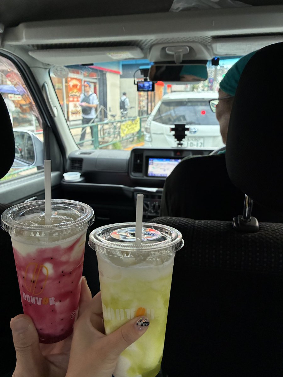 marchi1002's tweet photo. これめちゃくちゃ美味しかった🍇
明日も明後日も飲みたい🥹
デカチリさん、今日は本当にありがとうございました🫶 https://t.co/nBn568TZR9