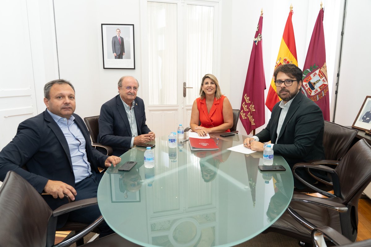 AytoCartagenaES's tweet photo. 💪Desde @AytoCartagenaES y @fremm_es impulsamos el inicio de las obras del Centro de Capacitación de Los Camachos antes de final de año.

🫱🏼‍🫲🏽La alcaldesa y el nuevo presidente de la patronal del metal acuerdan agilizar los trámites del complejo de referencia nacional que formará a más de 3.000 alumnos cada año💼.

https://t.co/6TTHZ6Rocn