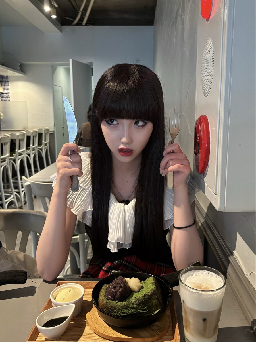 aina_10_17's tweet photo. 抹茶フレンチトーストとワタシ👉🏻😆💞 https://t.co/XTIKaU8wzy