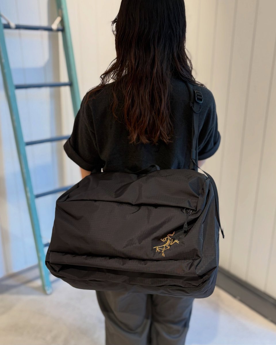 ebios1000's tweet photo. え？ええぇ！？
これ可愛すぎないか...🥹

40Lも容量あるから旅行はもちろん
スポーティーすぎないジムバッグにも最高...

しかも22,000円ってどうした⁉️

ARC'TERYX｜Index 40 Bouldering Bag