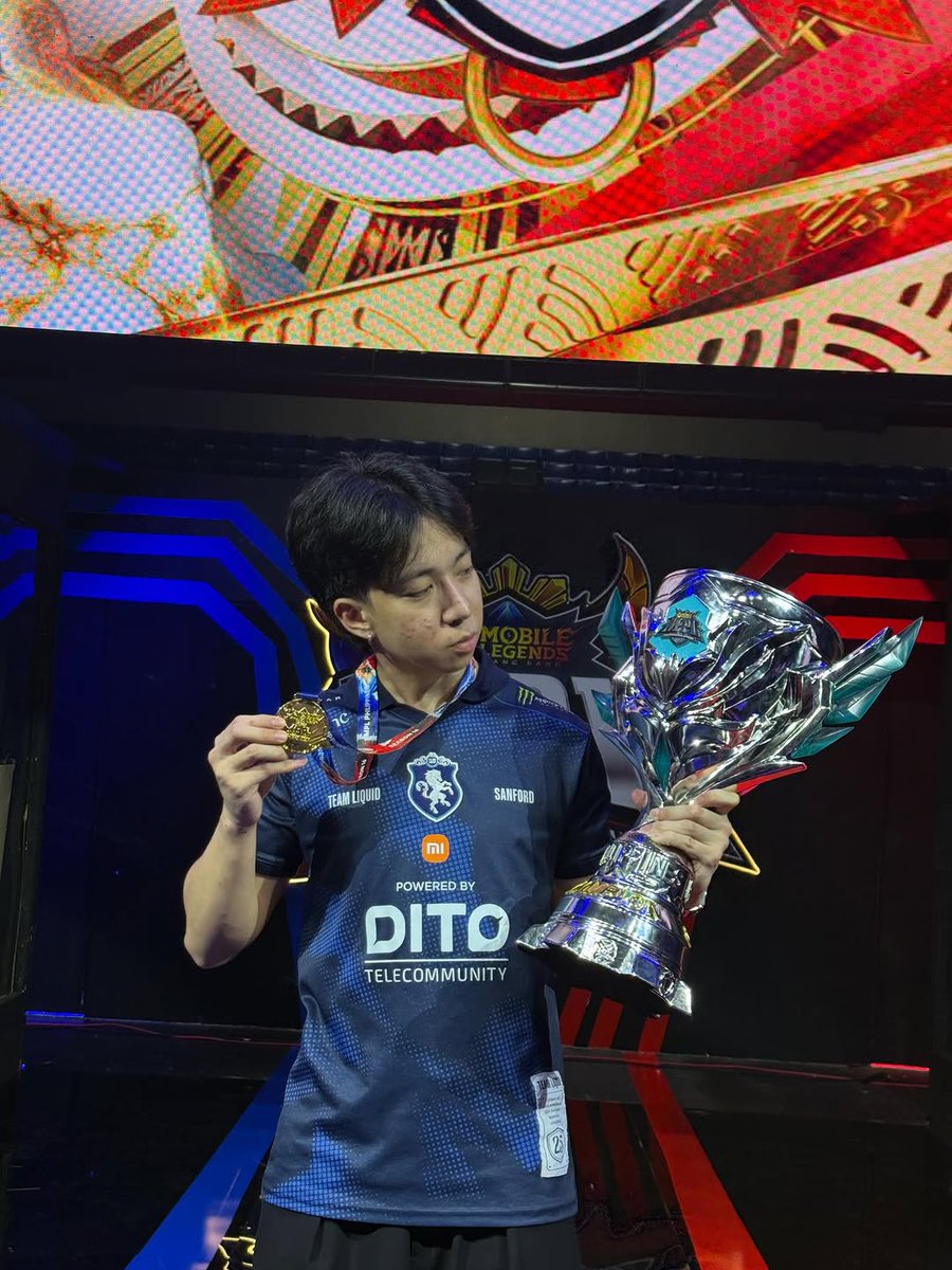 echo_sanfordd's tweet photo. 4x + back to back champs😘🥹 https://t.co/5Tu4T0QWmm