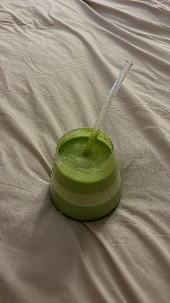 Joodiust's tweet photo. ماتشة الجمعة 🍵💚 https://t.co/v1jRjztma7