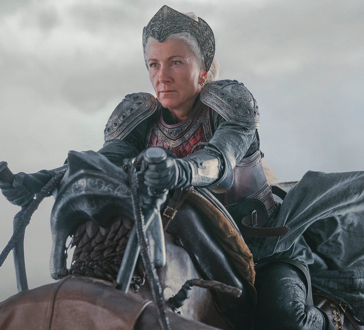 westerosies's tweet photo. Happy 55th Birthday to Eve Best! https://t.co/EU4inJQaxO