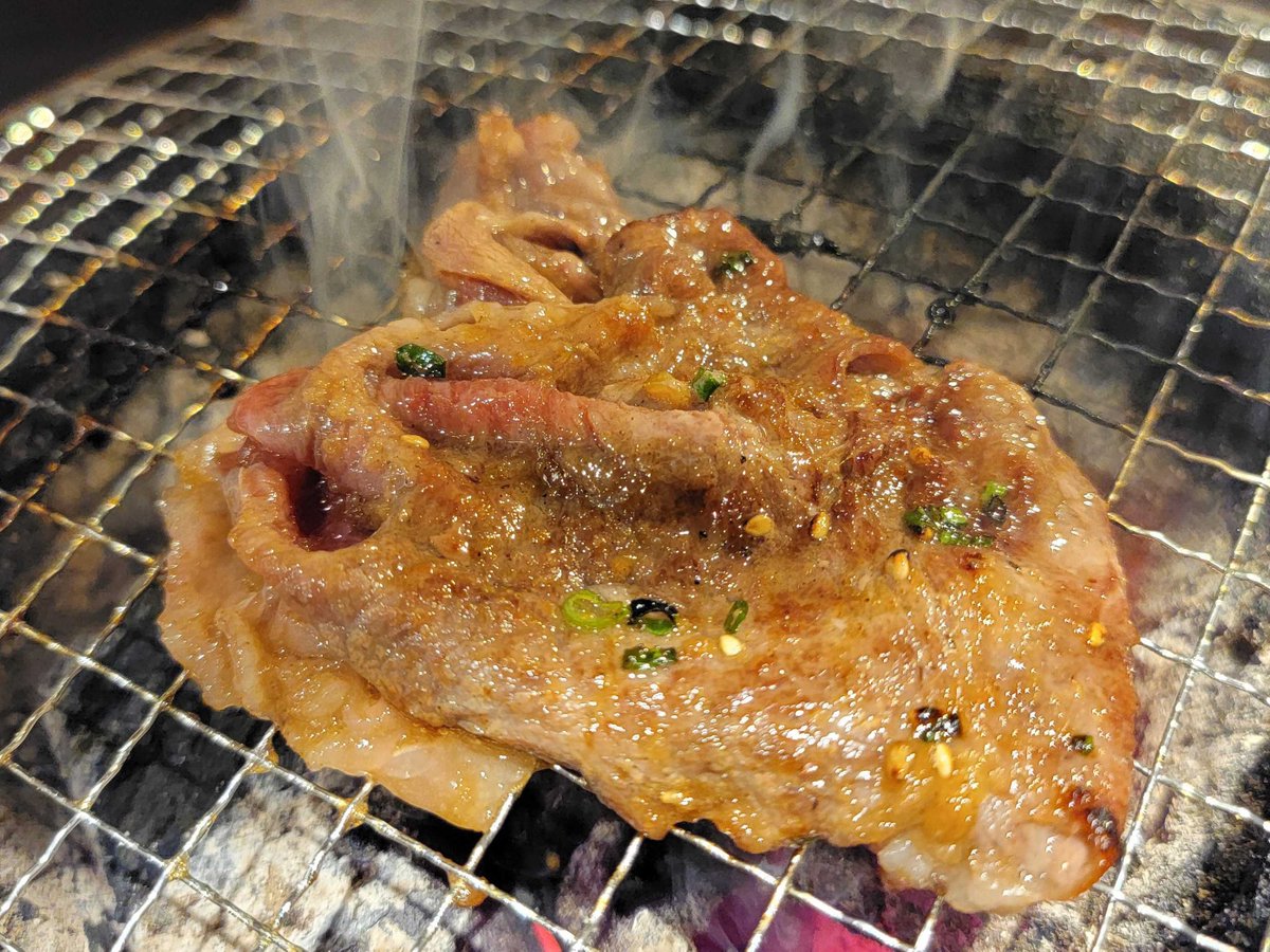 KURAND_INFO's tweet photo. 肉は..... 肉は好きですか......？ https://t.co/nGZvTX3GQ4