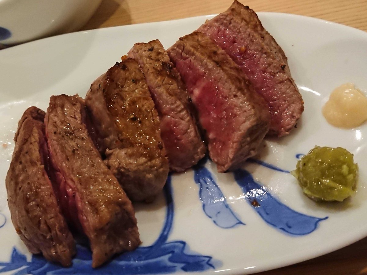 KURAND_INFO's tweet photo. 肉は..... 肉は好きですか......？ https://t.co/nGZvTX3GQ4