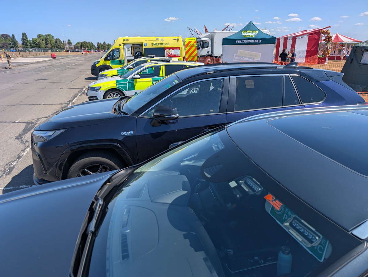 SCASBASICSER201's tweet photo. SCAS BASICS ER201 @BASICS_SCAS out supporting @scacharity and our excellent RAF Co-Responders at the RAF Odiham Families day with the Community Engagement team 👍 @BASICS_HQ @zollemsfire @MedTreeUK @SCAS999 https://t.co/is3UNRO7eP